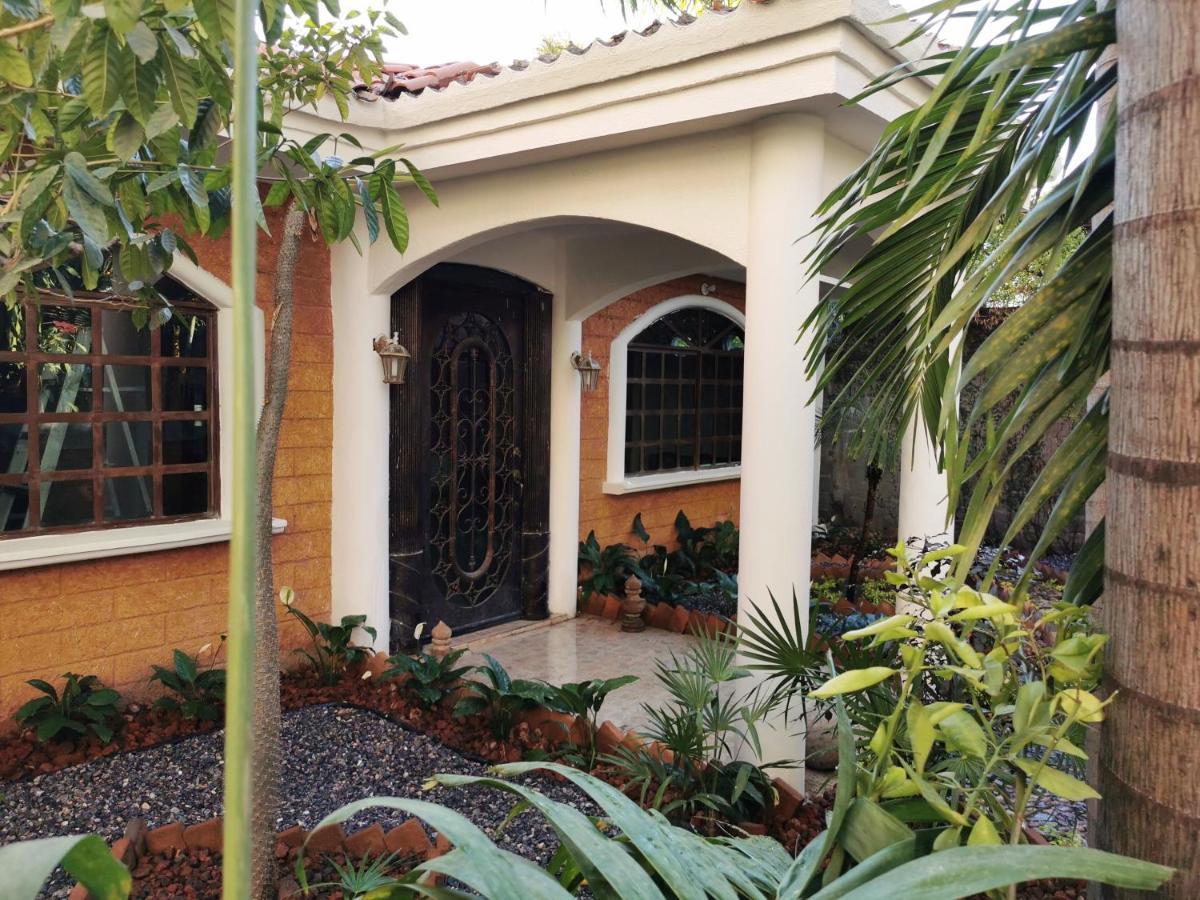 Ashly Boulevard Acapulco Exterior photo