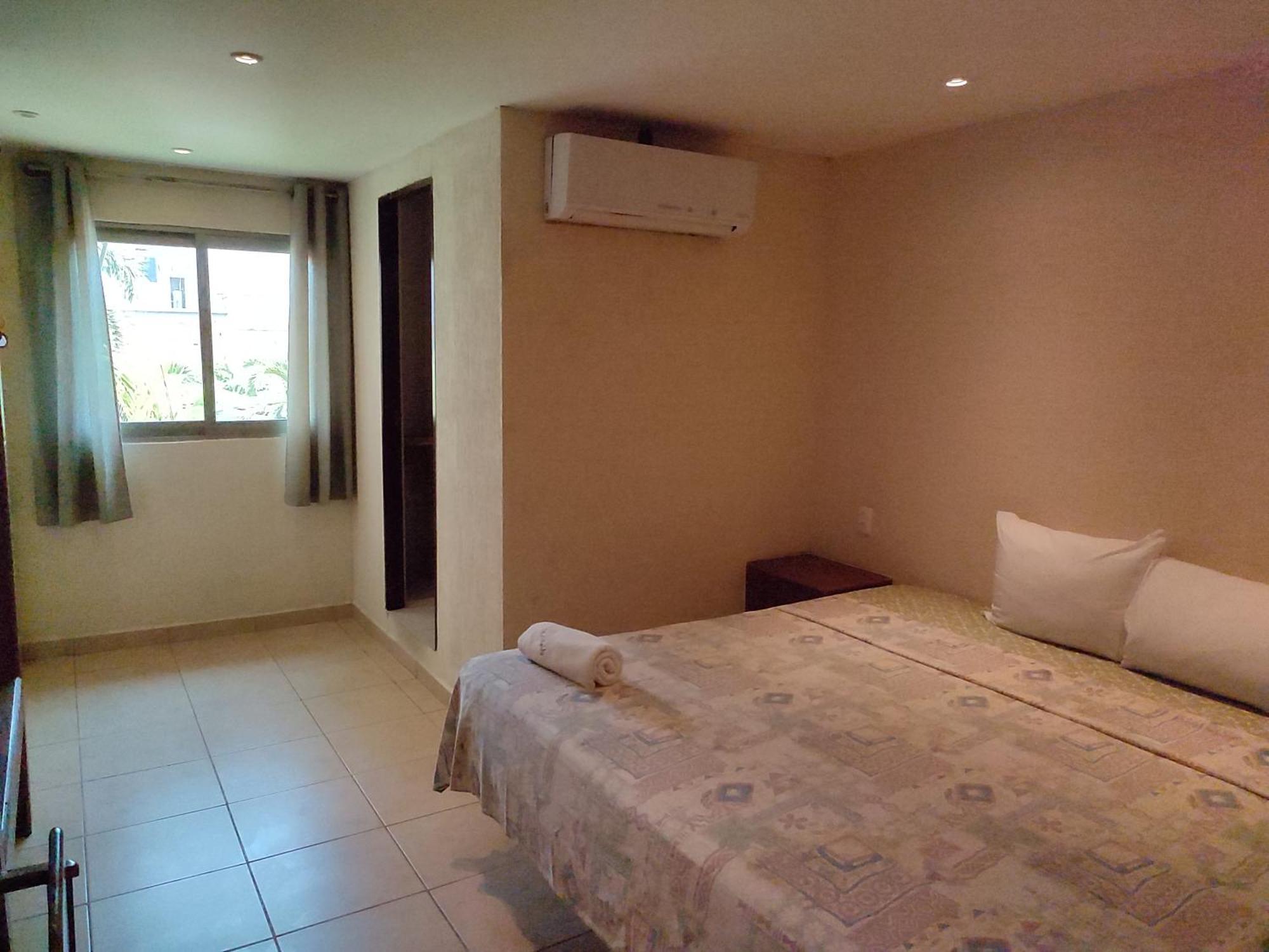 Ashly Boulevard Acapulco Exterior photo